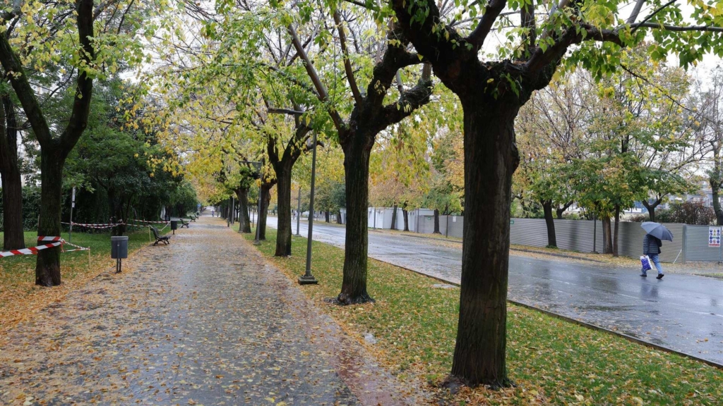 Andalucía tendrá una tregua de calor este jueves: vaguada en Málaga y aviso por tormentas en Granada y Almería
