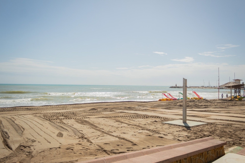 Sigue bajando la temperatura del mar en Málaga: un nuevo mínimo en agosto con 15,5 grados
