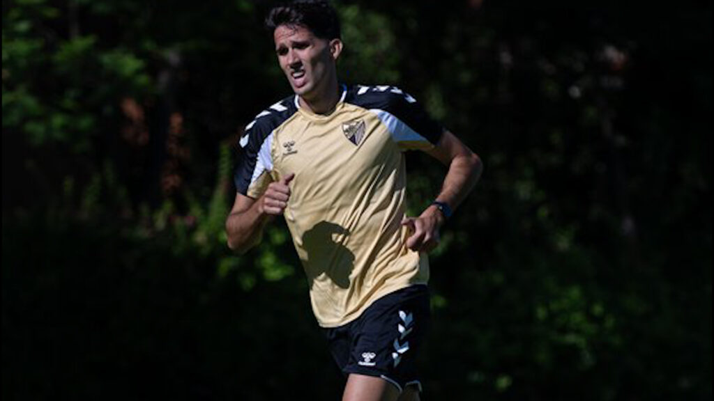 Juanpe, a punto de desvincularse con el Málaga y firmar por el Gamba Osaka de Japón