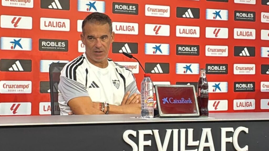 Luis García Plaza revela la incógnita en torno a Vargas y su ausencia en el entrenamiento: «Está muy cerca de salir»