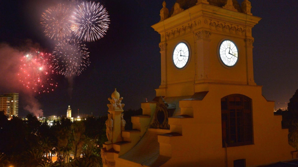 Sigue en directo la noche de los fuegos artificiales de inicio de la Feria de Málaga 2026 en 101 Televisión