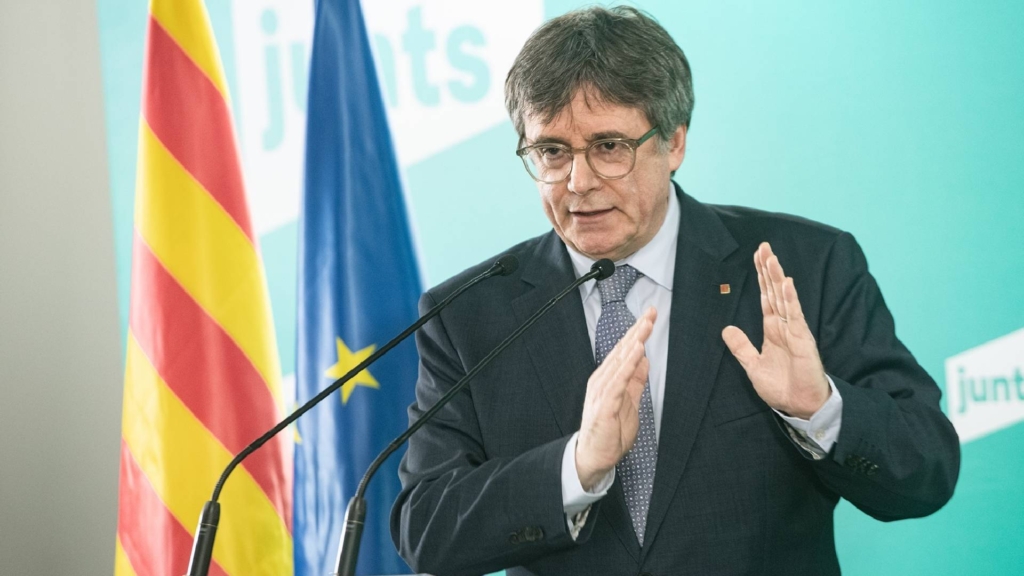 Puigdemont aprovecha los «alarmantes» resultados del Informe PISA para reclamar la independencia de Cataluña