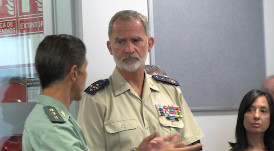 El Rey conoce de cerca la instalación pionera de ciberseguridad de la Guardia Civil en España