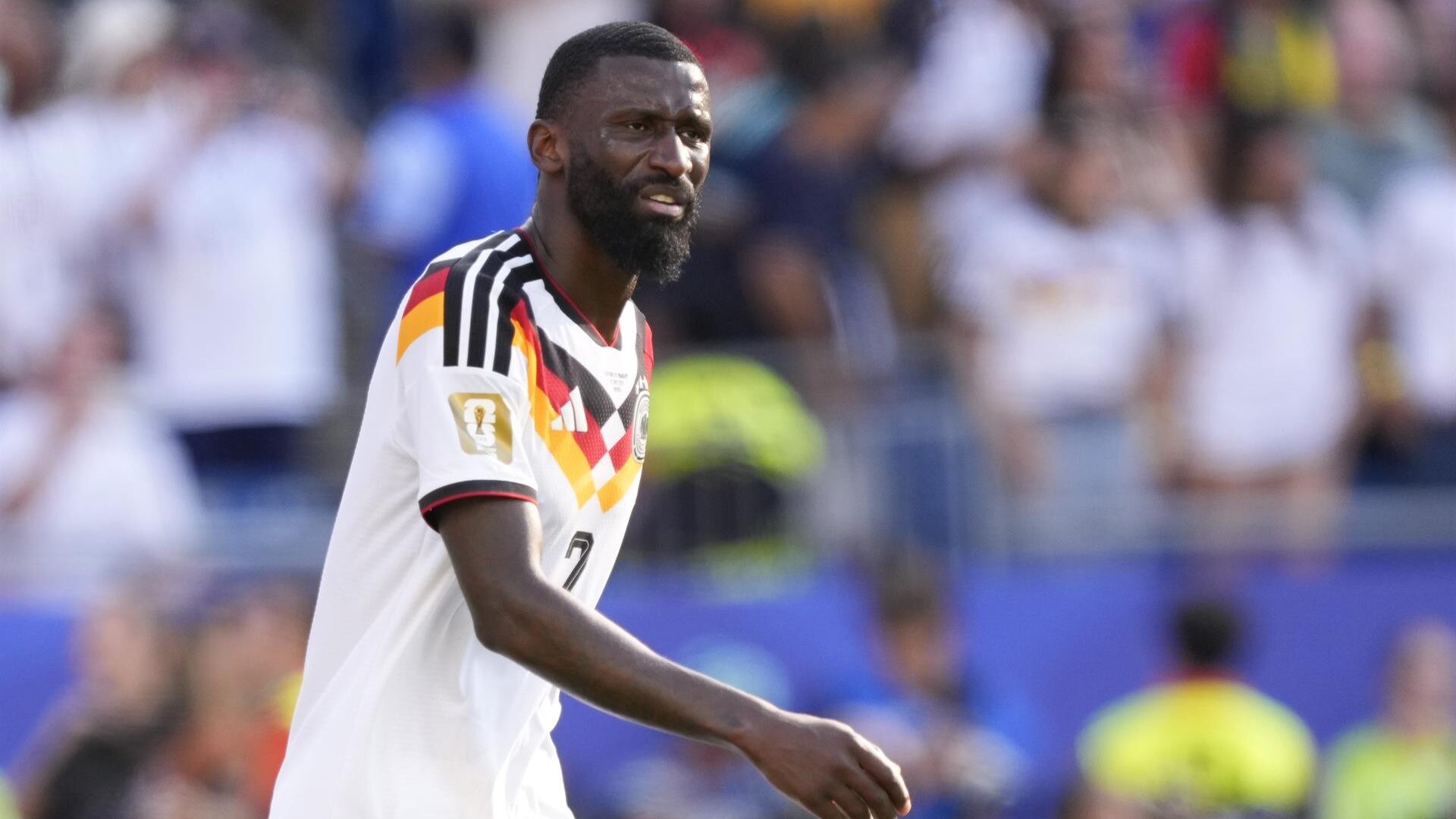 Antonio Rüdiger en un partido con Alemania.