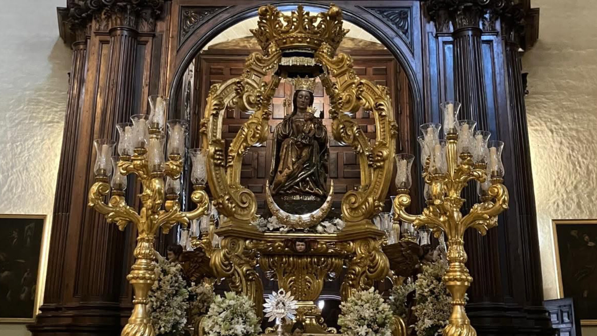 trono-de-la-victoria