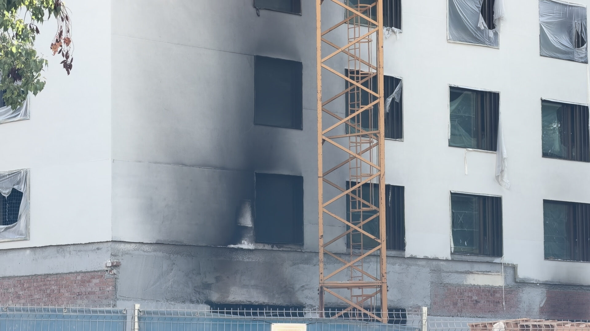 zona-cero-incendio-hotel-altadis