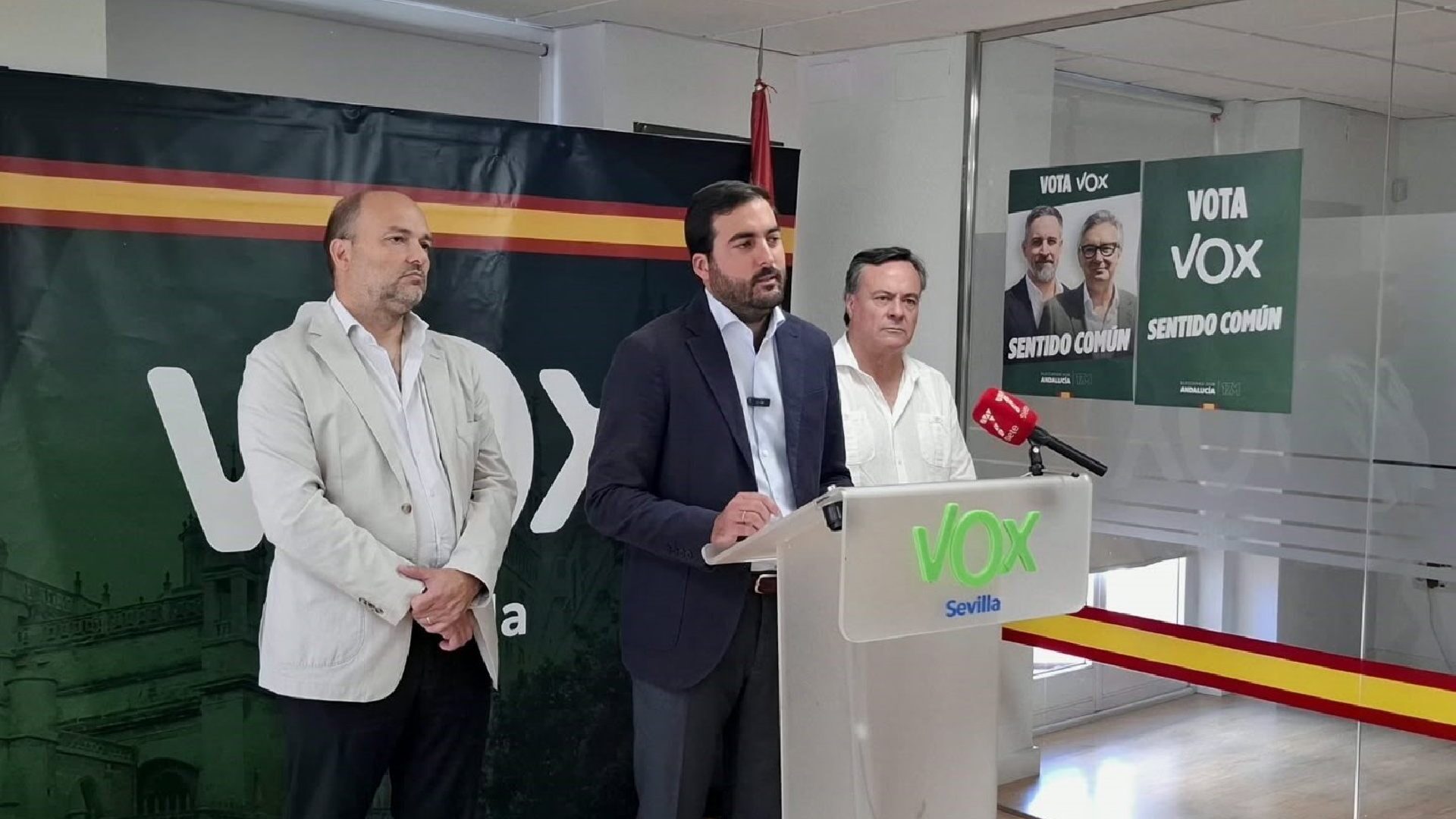 vox-mezquita-navarro