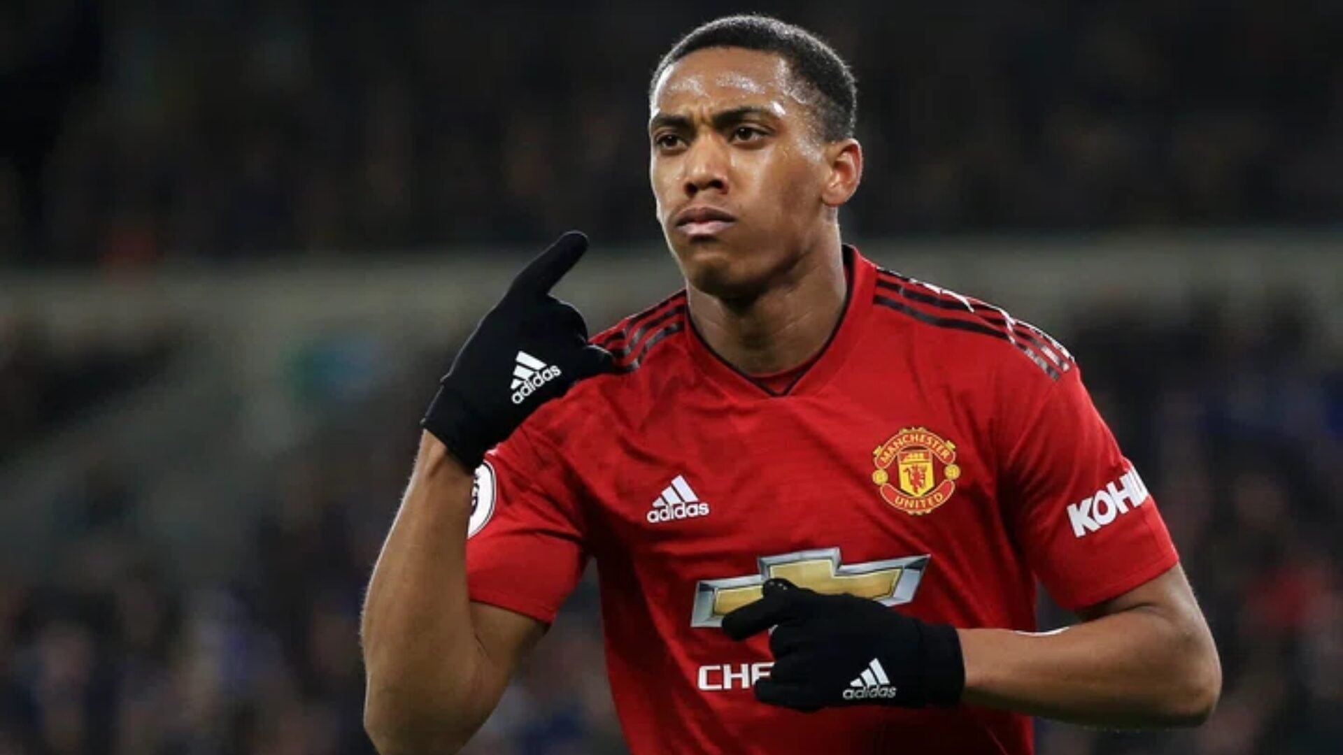 Martial celebra un gol con el Manchester United.