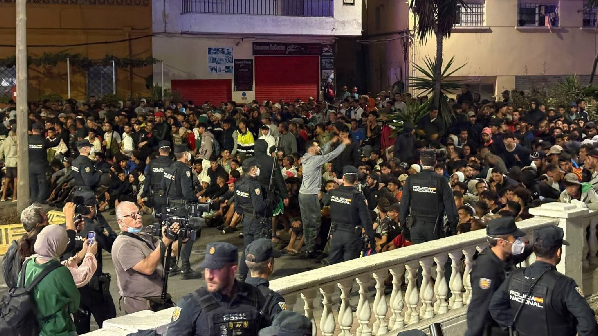operativo-policial-ceuta-traslado