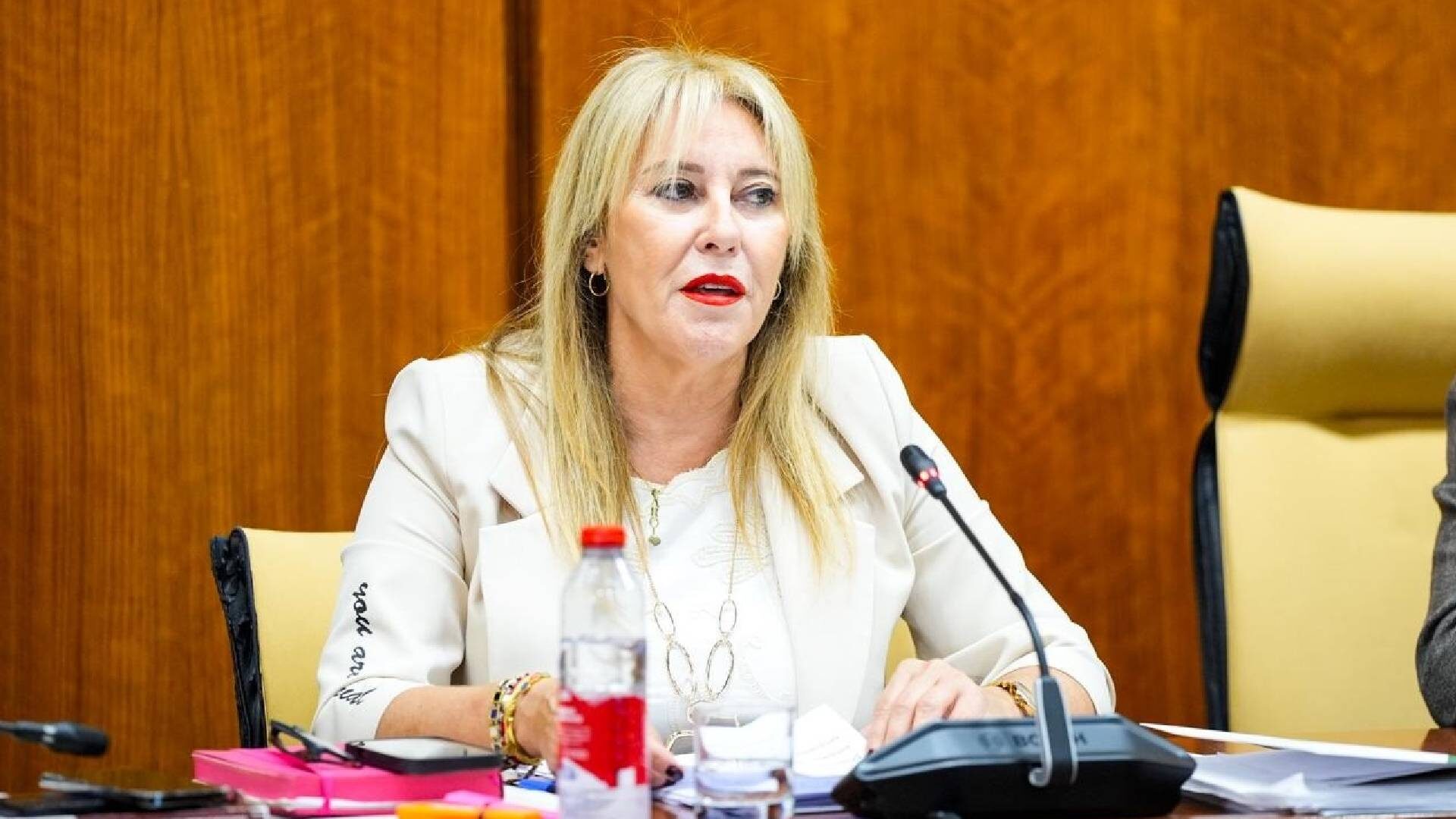 CONSEJERA-DE-HACIENDA-JUNTA