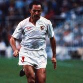Luis-de-la-Fuente-con-la-camiseta-del-SFC Luis-de-la-Fuente-con-la-camiseta-del-SFC