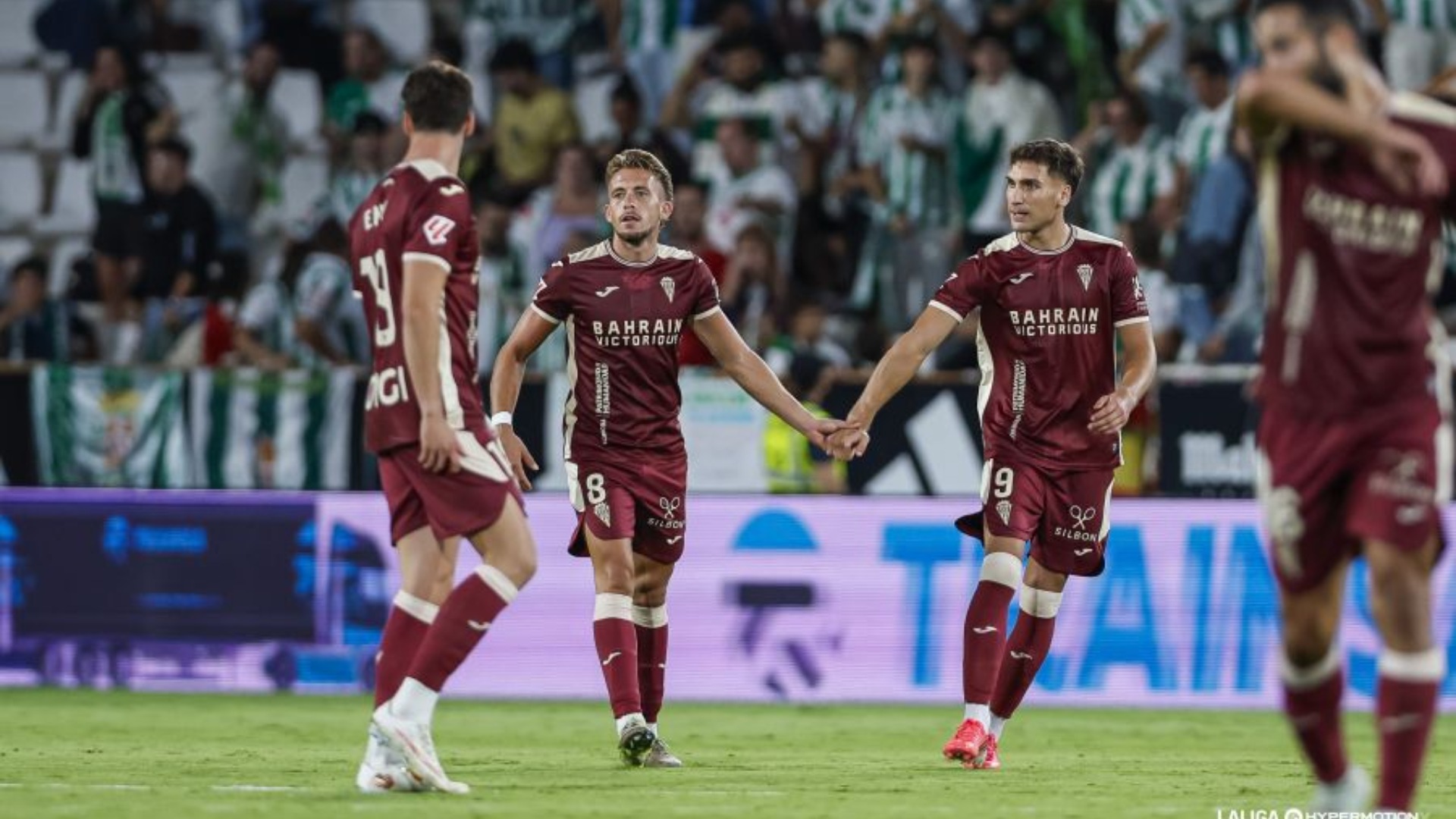 De no renovar con el Granada a aupar al Córdoba: gol de quilates ante el Albacete de Isma Ruiz