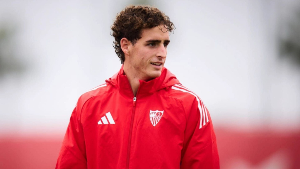 El Sevilla le enseña la puerta de salida a Manu Bueno