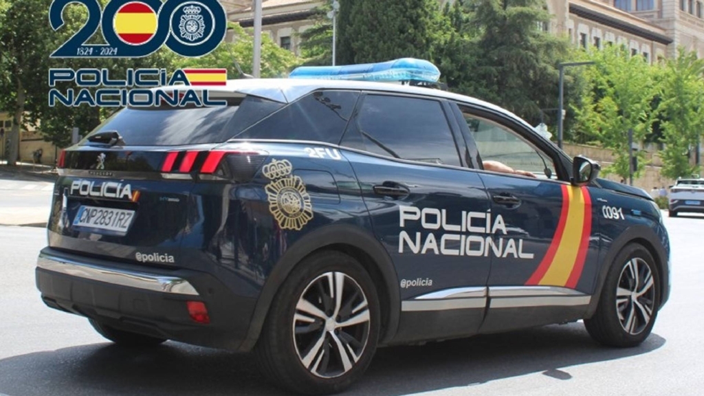 Detenida una pareja en Granada cuando intentaba vender una cadena robada a una mujer mayor