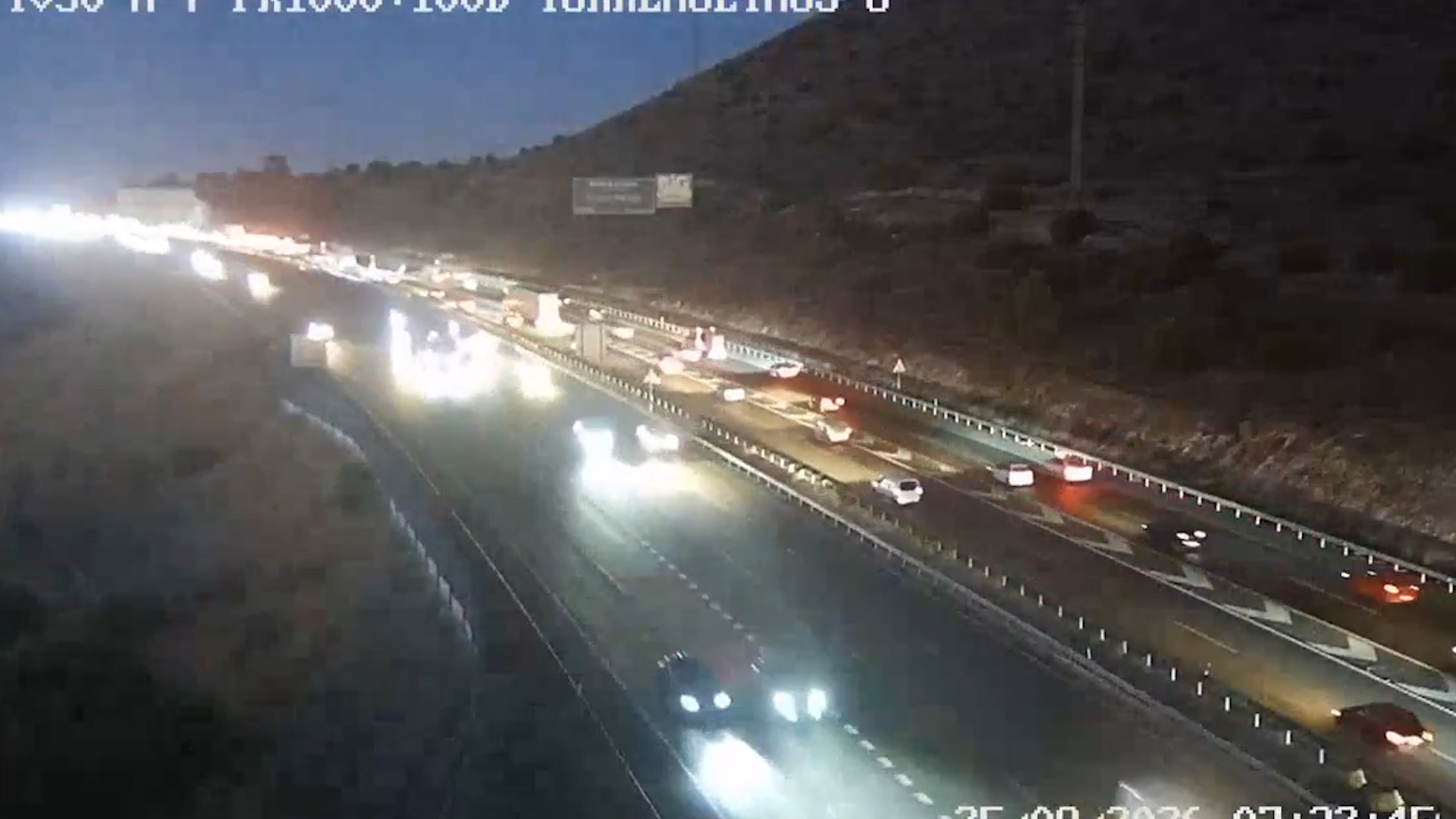 Un accidente en la A7 provoca dos kilómetros de retenciones en Torremolinos