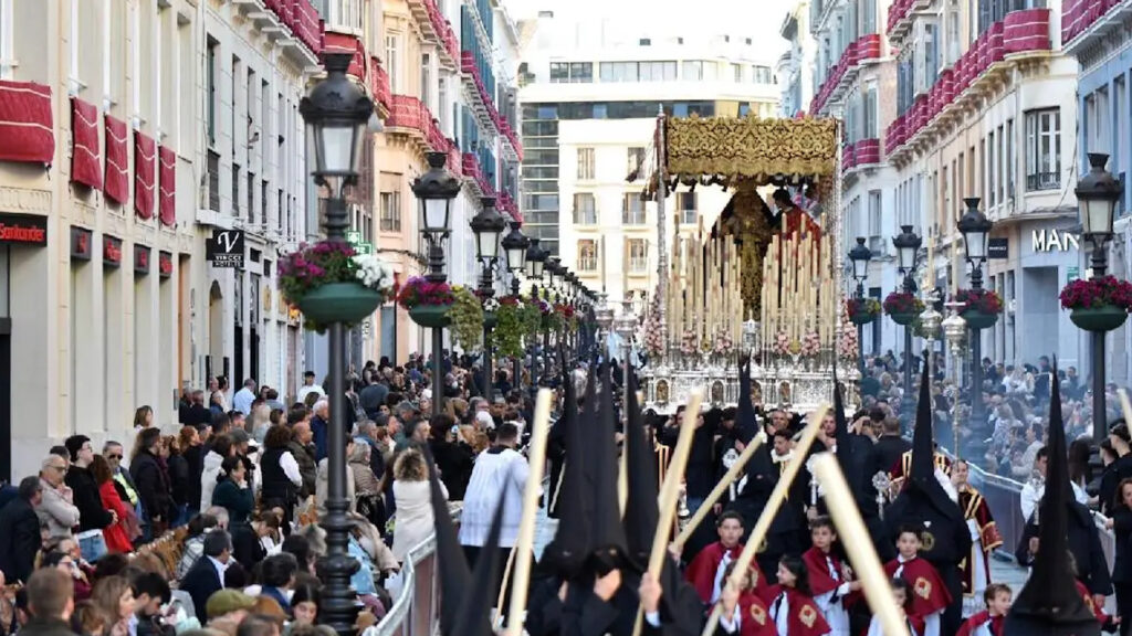 Las sillas de Semana Santa de Málaga vuelven a subir de precio en 2027 dos años después