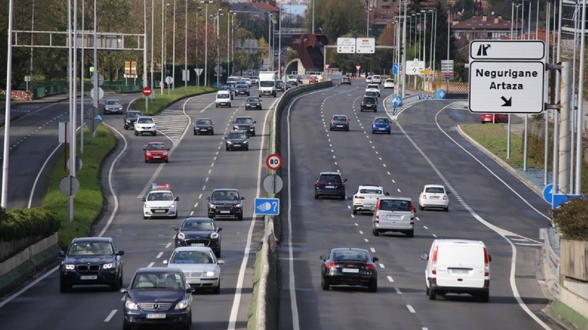 240 personas mueren por accidentes de tráfico durante el primer verano de la V-16