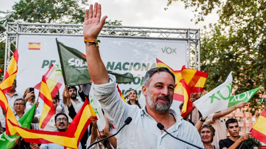 Abascal carga contra Sánchez en Barcelona: «Va a hacer cualquier cosa para robar las próximas elecciones, incluso no convocarlas»