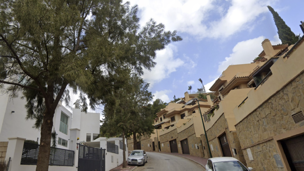 Investigan un posible caso de violencia de género en Málaga después de que un hombre intentara estrangular a su mujer y se suicidara después