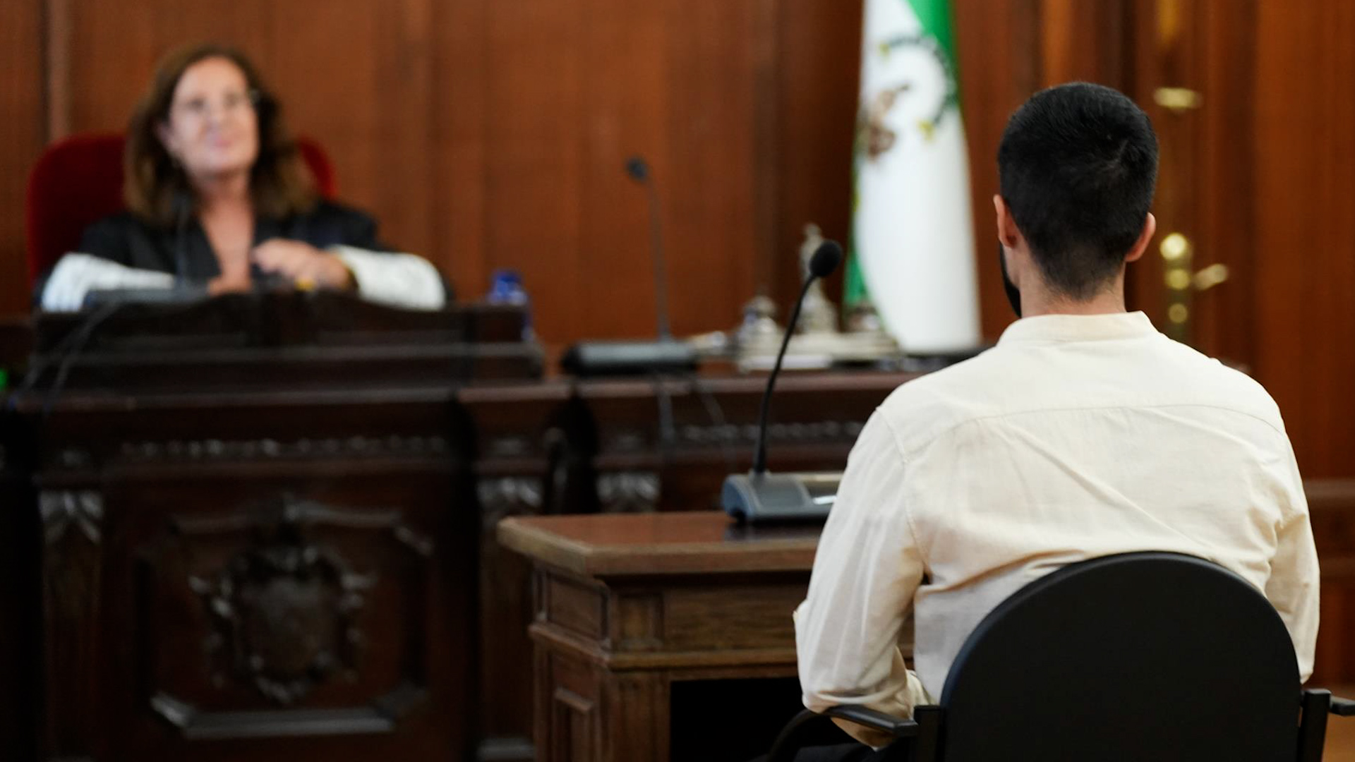 El acusado por la muerte de Ana Buza asegura que intentó «salvarla» cuando se tiró del coche