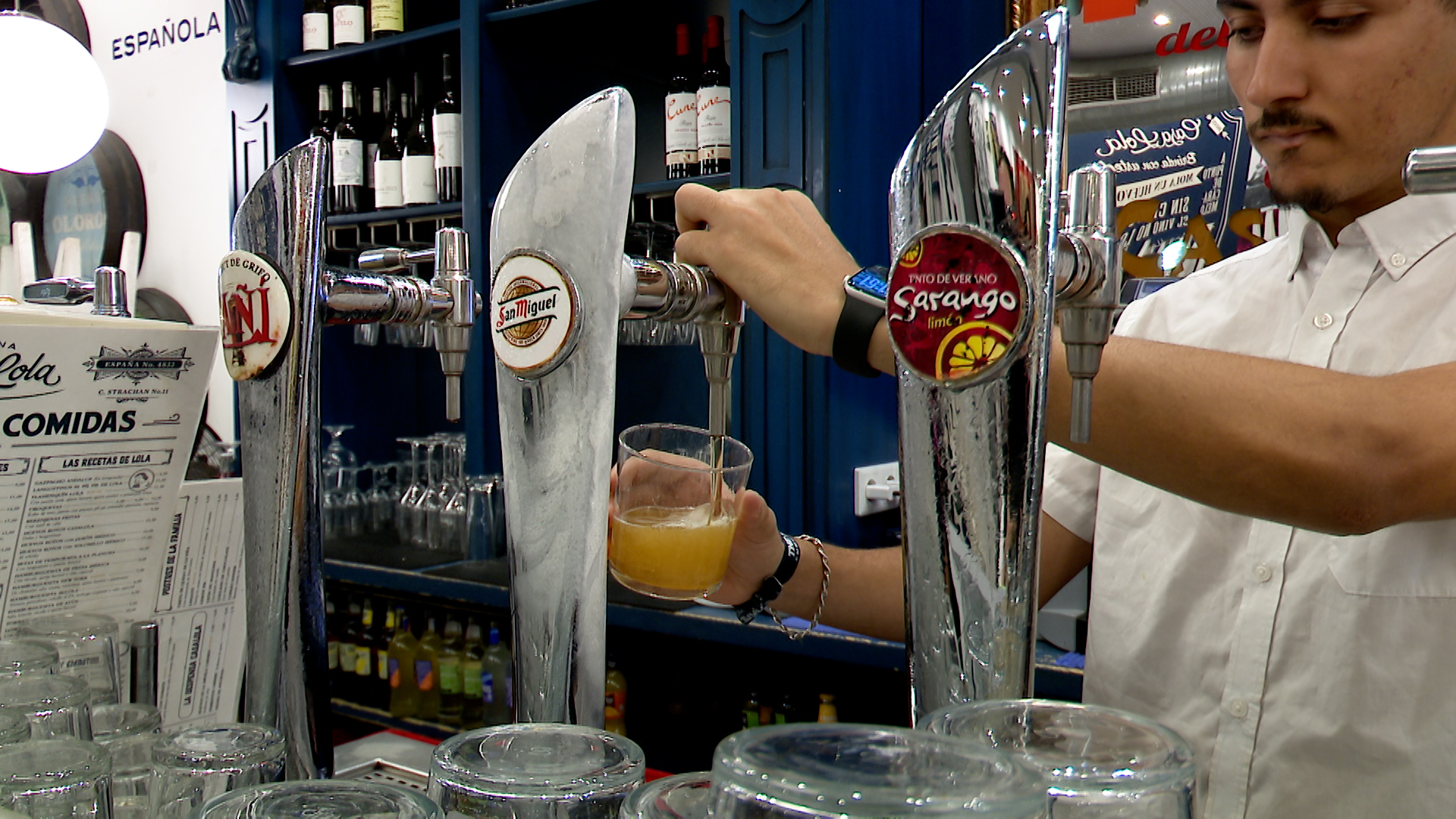 La cerveza, una excusa española para reunirnos cara a cara y huir de las pantallas