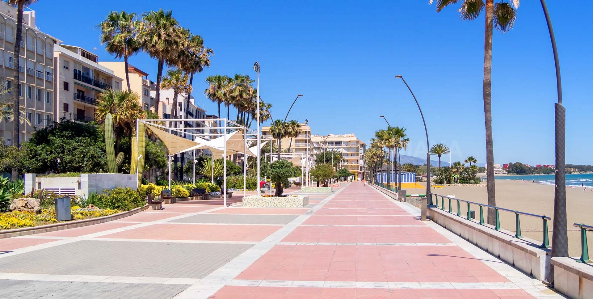 El sector hotelero experimenta un ascenso en agosto y recibe hasta las  7,7 millones de pernoctaciones