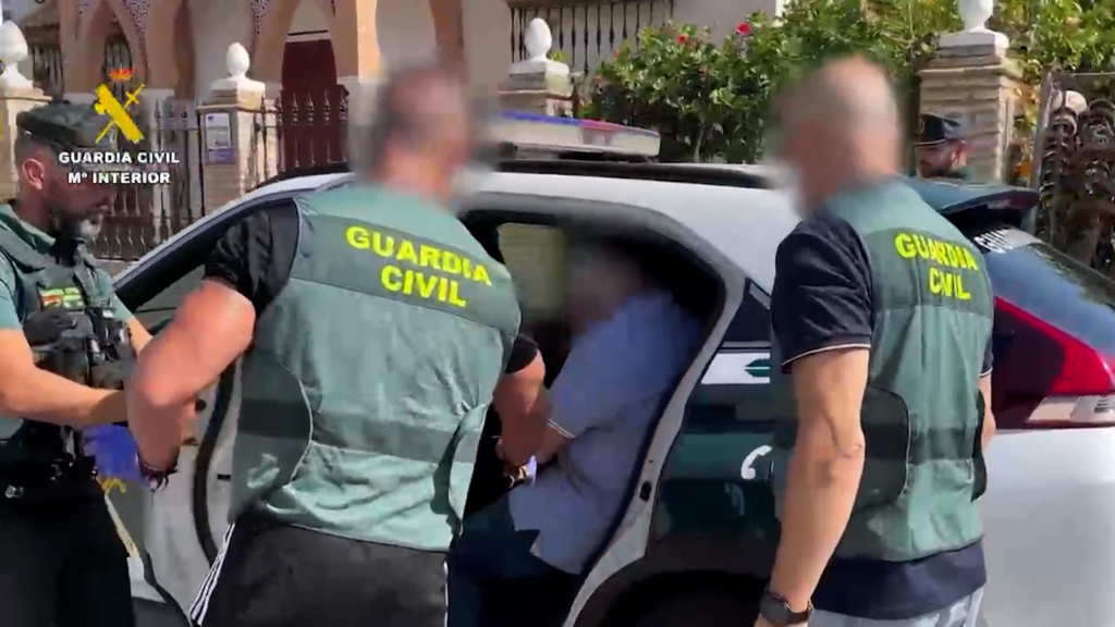 Detenido por una presunta estafa de más de 1,7 millones a agricultores de Sevilla y Huelva