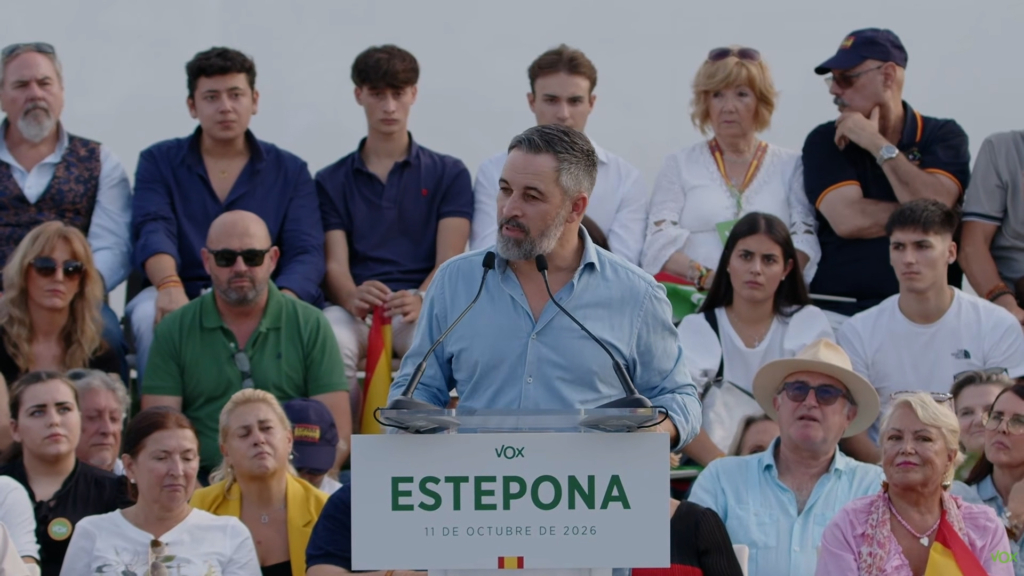 Abascal arranca la precampaña en Estepona: «Lo peor de Sánchez está por llegar»