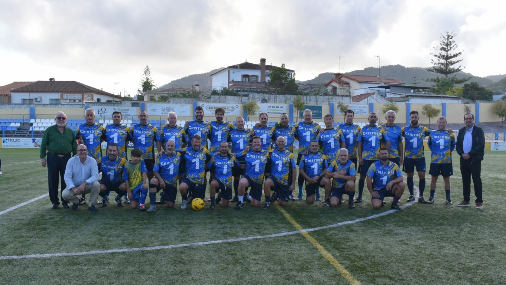 Alhaurín de la Torre honra a Cristóbal Rueda con un triangular de veteranos