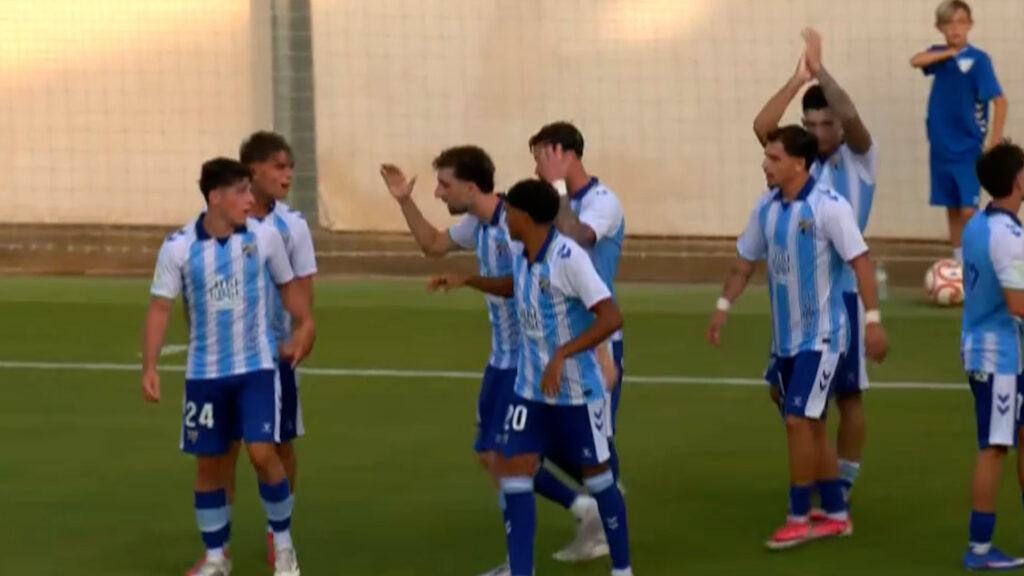 El Malagueño se queda con un triunfo capital ante el Recreativo Granada (2-0)
