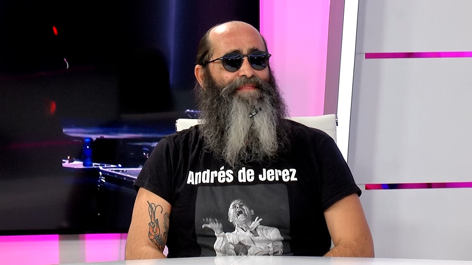 Califato ¾: «Rosario de Cádiz nos denunció dos veces por un ‘malentendido’ con el ‘Cristo de las Navajas'»