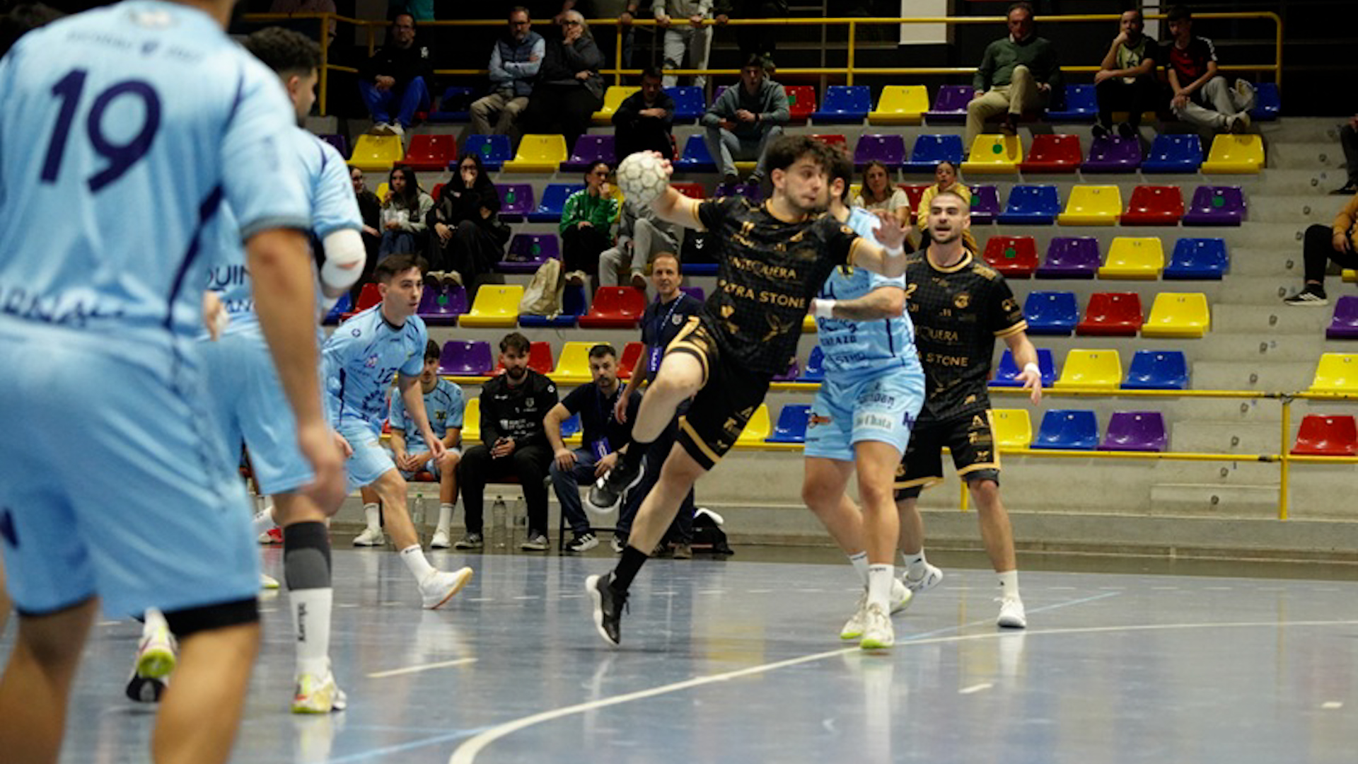 El BM Los Dólmenes Antequera dice adiós a la Copa del Rey compitiendo de tú a tú con Cangas (30-32)