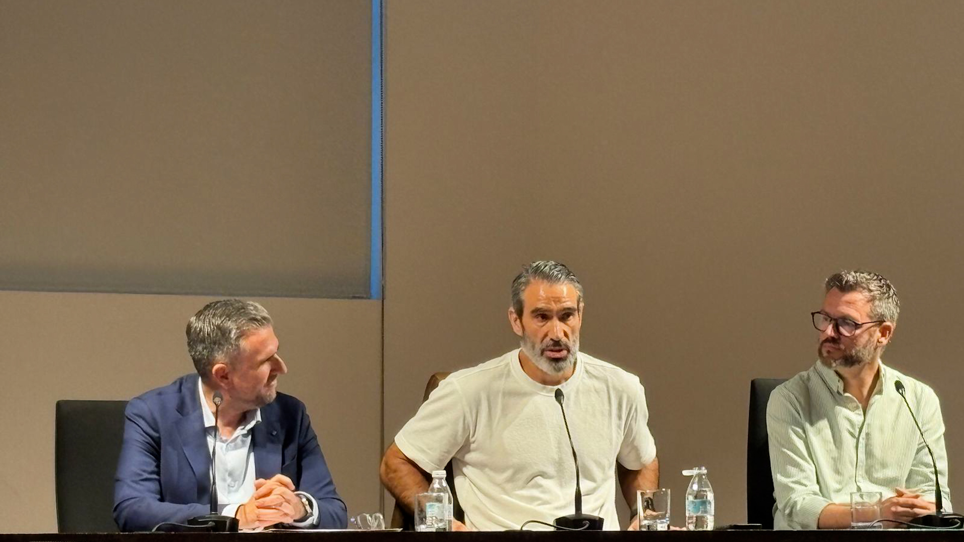 Fernando Sanz: «Renunciar al Mundial condena al Málaga a ser un equipo pequeño»