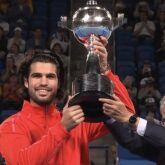 Carlos Alcaraz gana el título en el torneo de Tokio Carlos Alcaraz gana el título en el torneo de Tokio