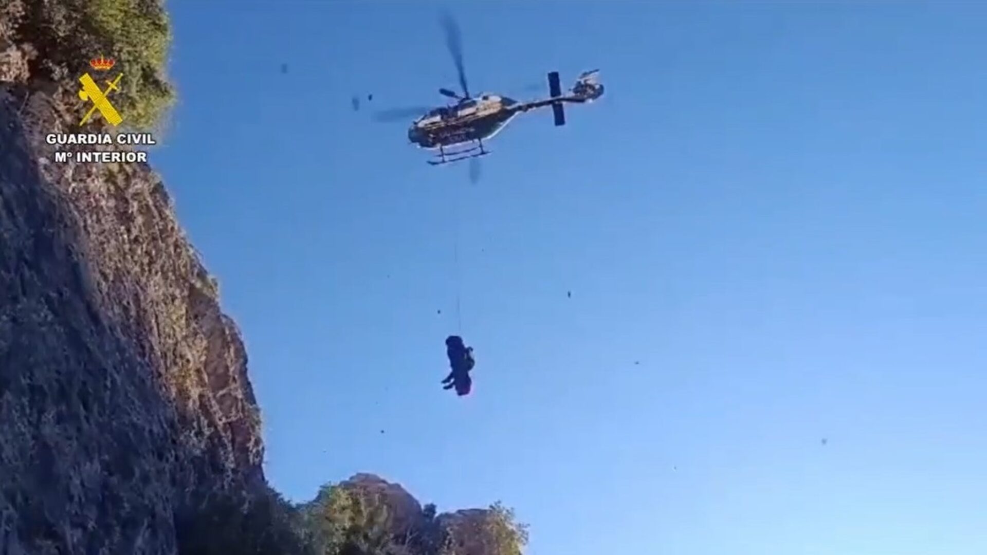 EuropaPress_7837657_imagen_rescate_helicoptero_hombre_villanueva_arzobispo_jaen