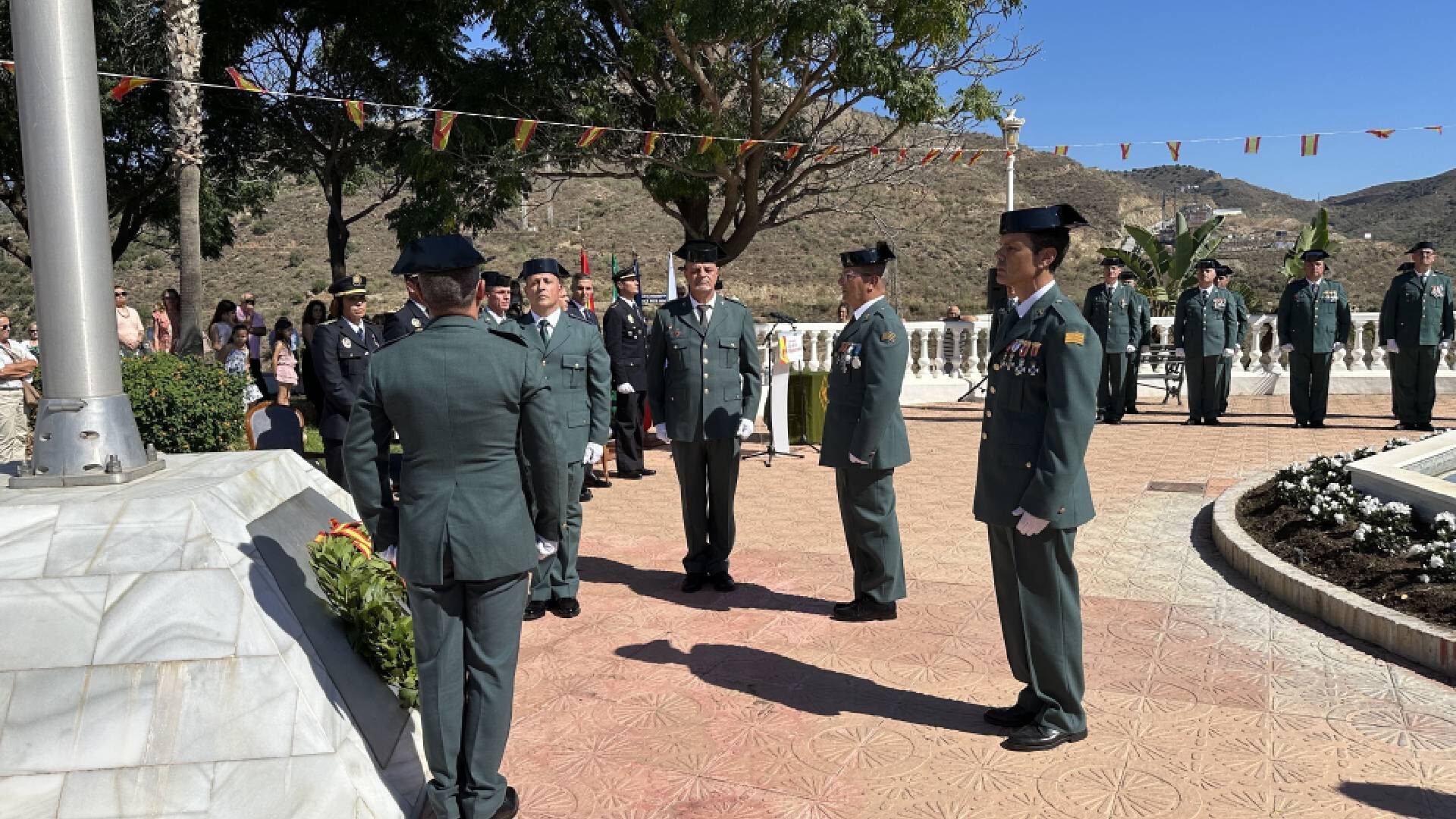 Homenaje-a-los-caidos-en-Torrox