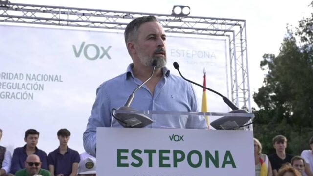 santiago-abascal-mitin-estepona