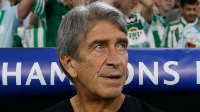 pellegrini champions betis cartuja banquillo.jpg