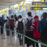 EuropaPress_3622500_agentes_policia_nacional_realizan_controles_pasajeros_t4_aeropuerto_adolfo EuropaPress_3622500_agentes_policia_nacional_realizan_controles_pasajeros_t4_aeropuerto_adolfo