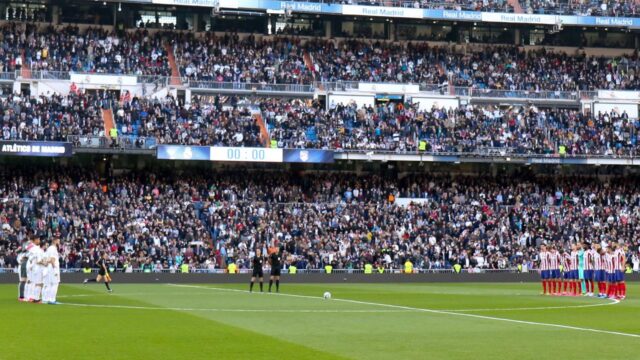 Minuto de silencio en el derbi entre Real Madrid y Atlético