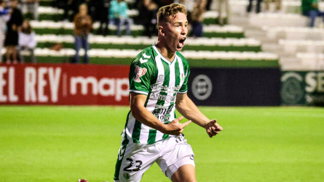 Isra-se-estrena-como-goleador-esta-temporada-en-la-1a-ronda-de-la-Copa-del-Rey