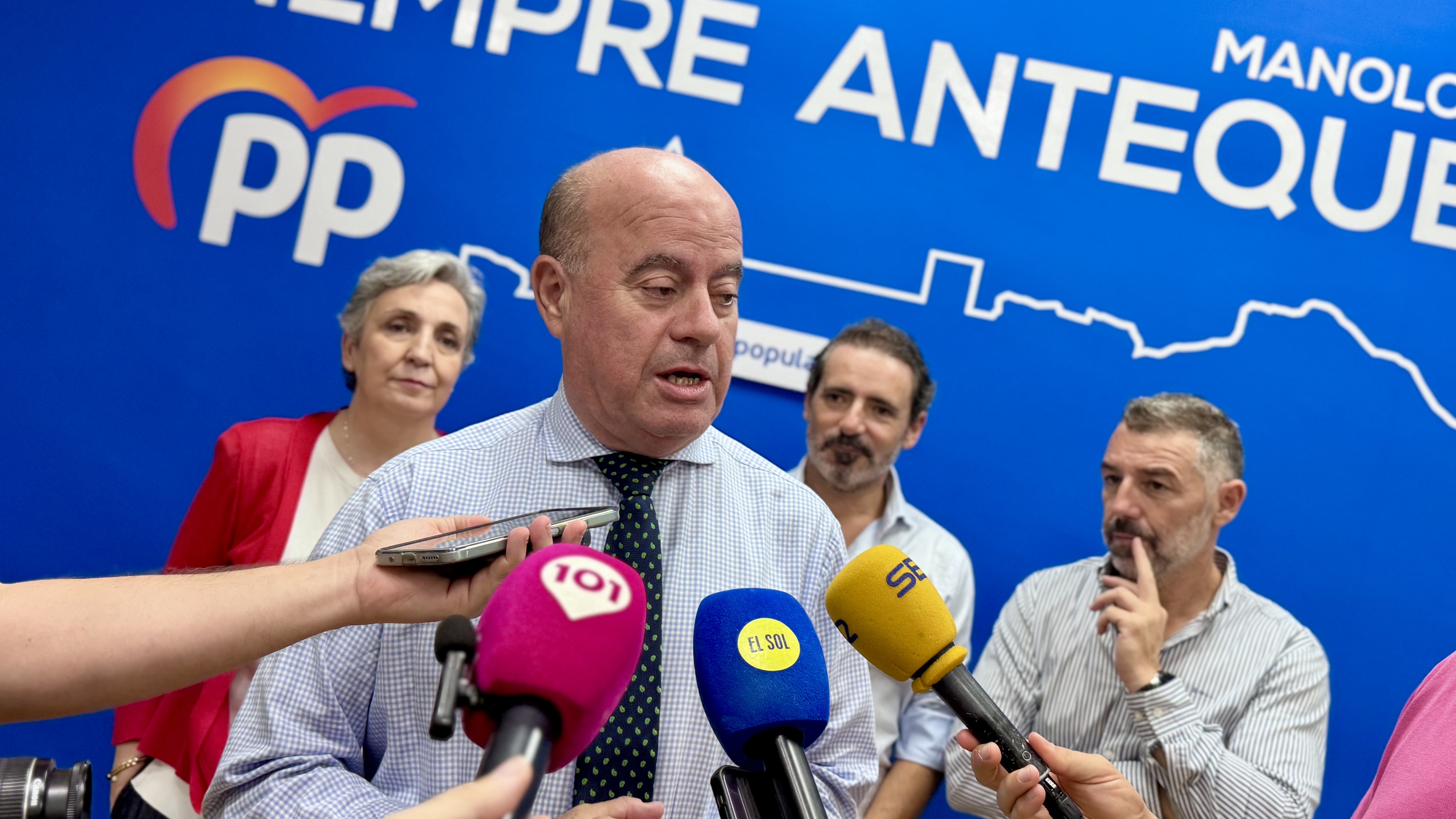 El PP de Antequera prepara la cita electoral del 29N con una movilización de sus bases