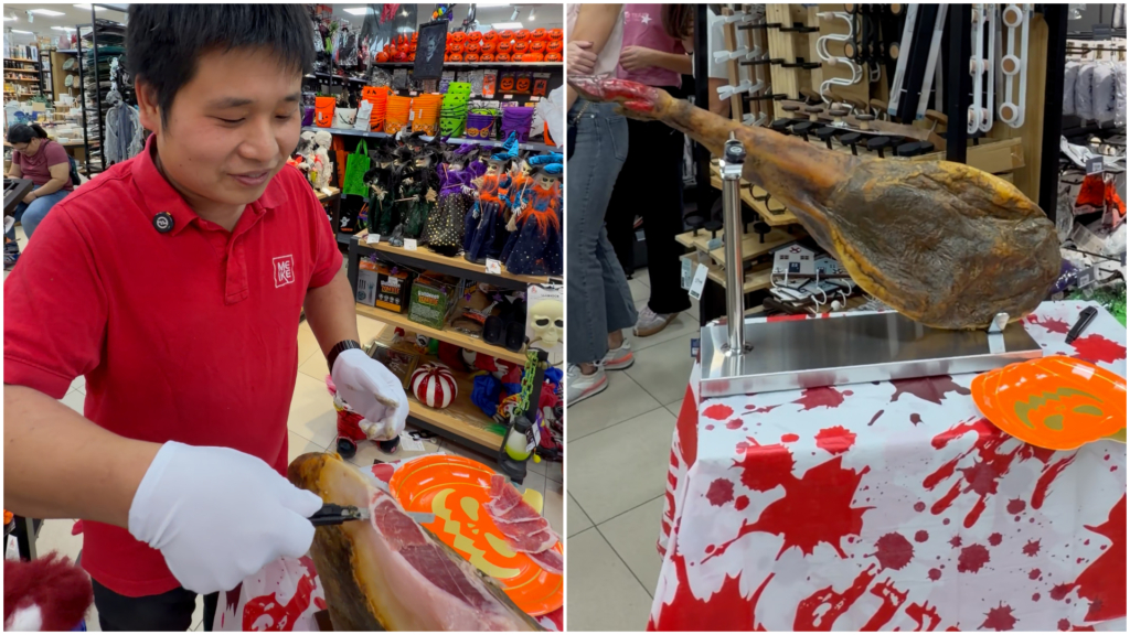 Un bazar chino de Málaga lleva el marketing a otro nivel: pinta la pezuña de un jamón de rojo, lo corta con un cúter de su tienda y se hace viral