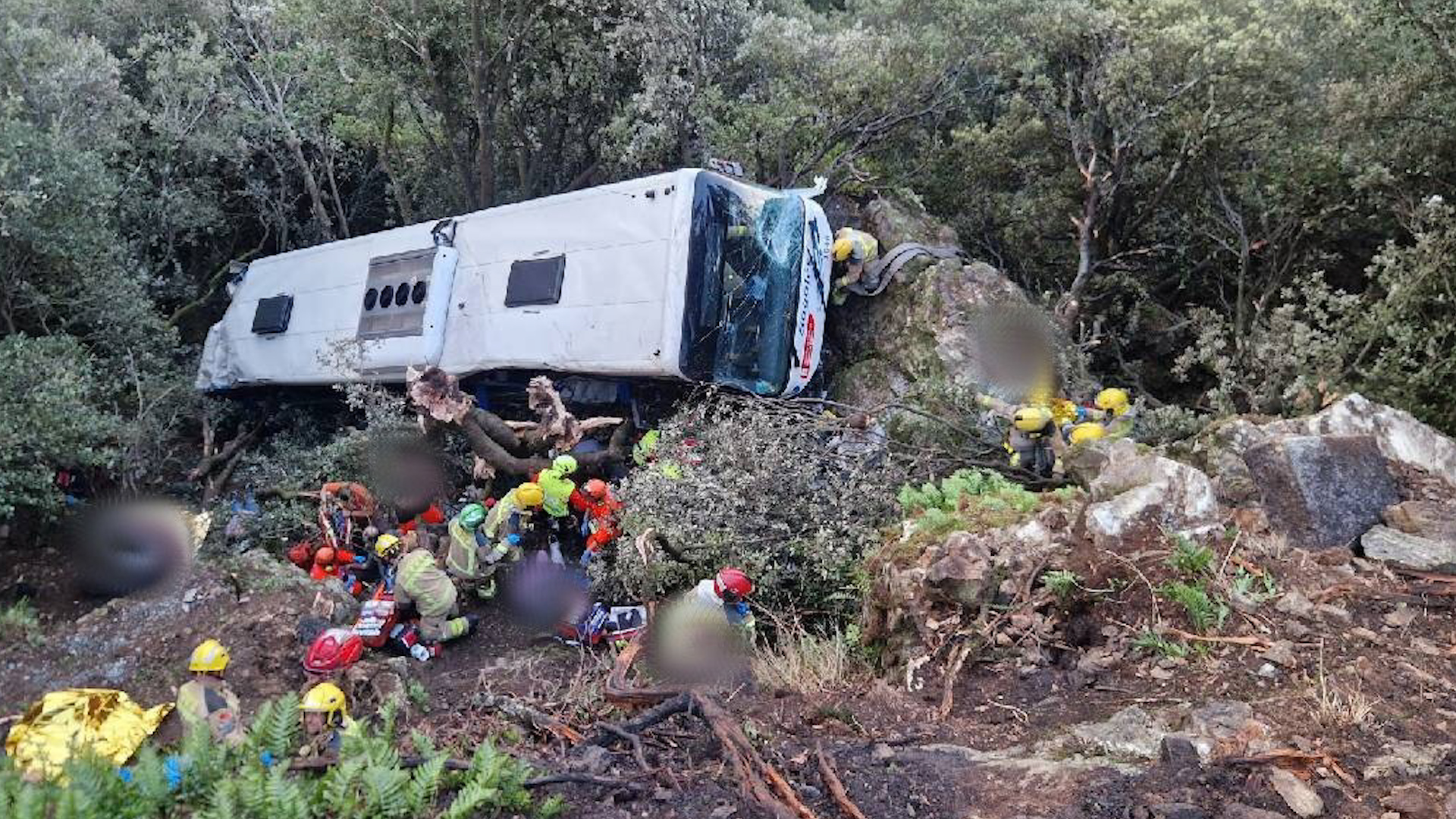Un accidente de autobús en Barcelona deja 80 heridos, cuatro de ellos graves