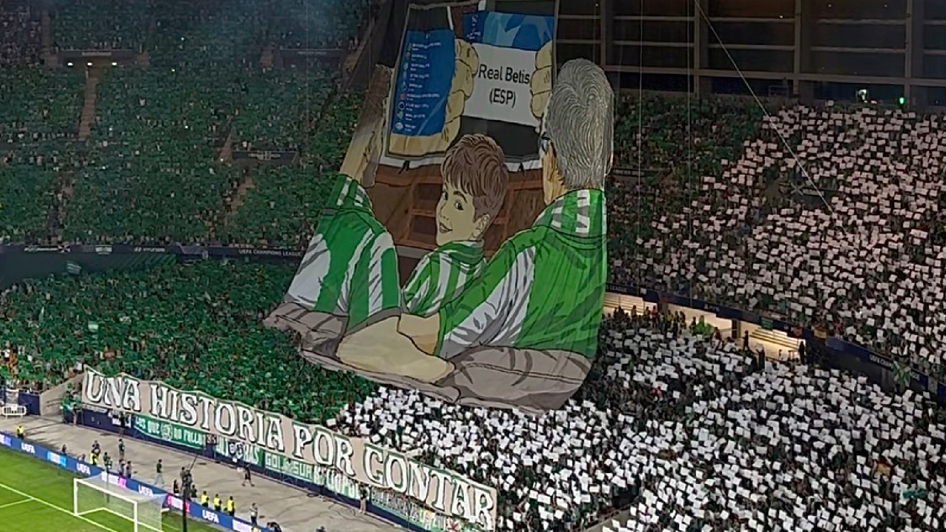 ‘Una historia por contar’: así es el tifo desplegado en La Cartuja con el que el Real Betis celebra su regreso a la Champions 21 años después