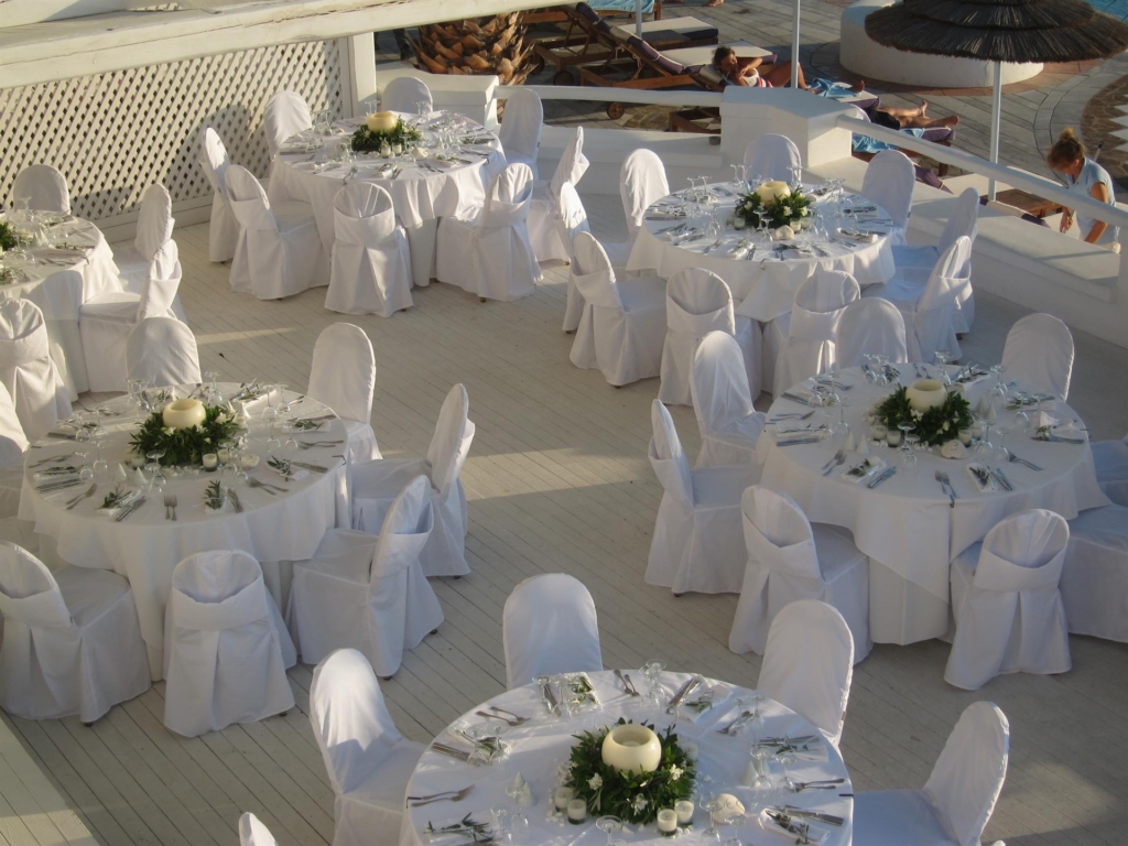 Investigan una intoxicación alimentaria en una boda en Benalmádena: más de 40 personas atendidas