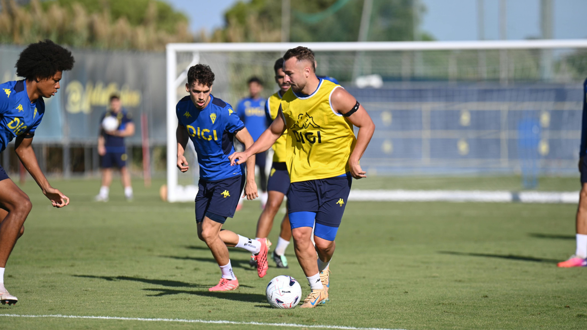 Un miembro del staff del Cádiz CF sufre un paro cardiaco en pleno entrenamiento