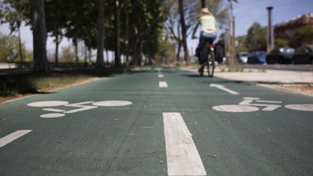 El problema al que se enfrentan más de 3.000 usuarios del carril bici por las obras del Metro de Sevilla