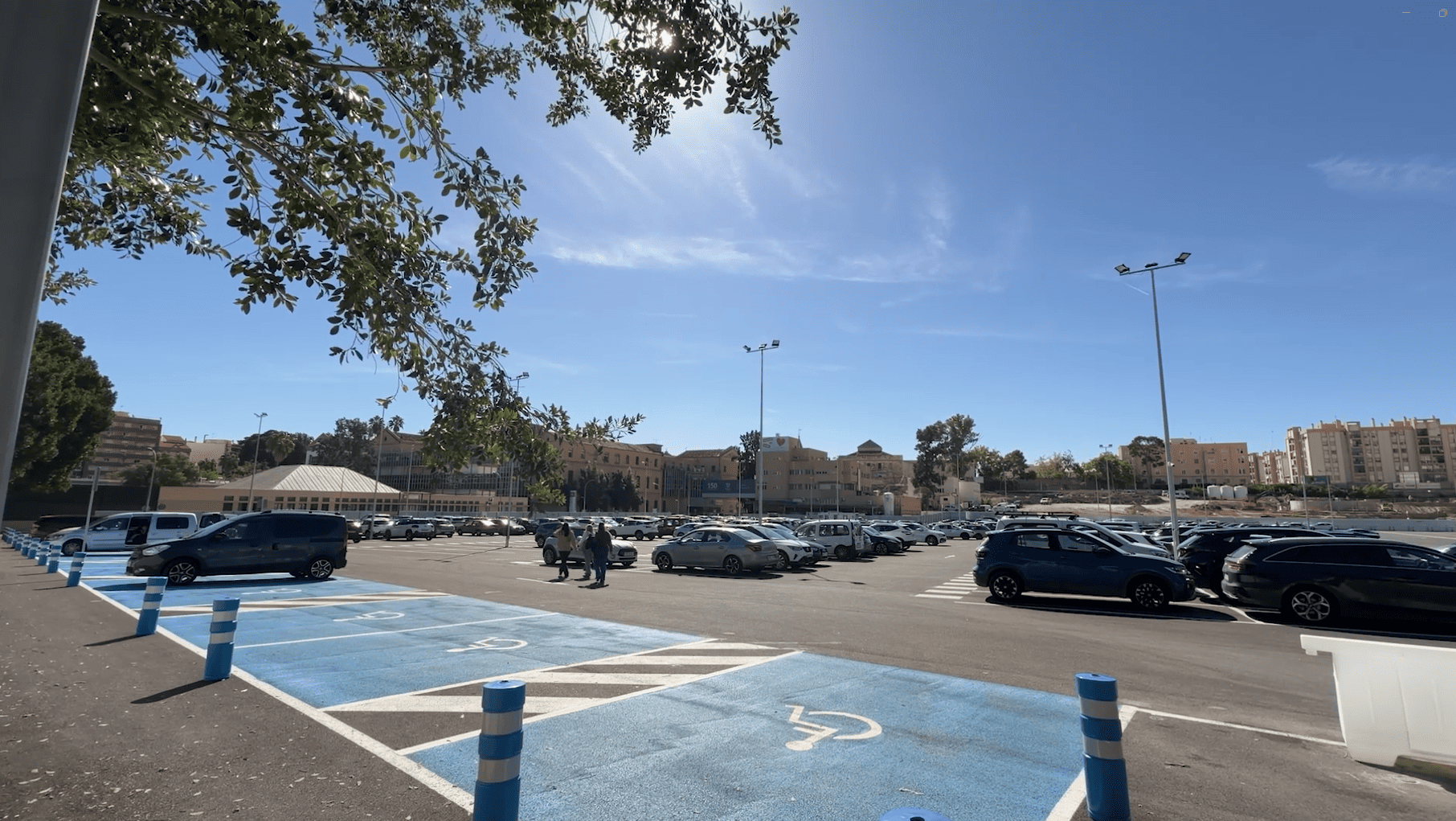 El parking provisional del Hospital Civil de Málaga se mantendrá, como mínimo, hasta mediados de 2027