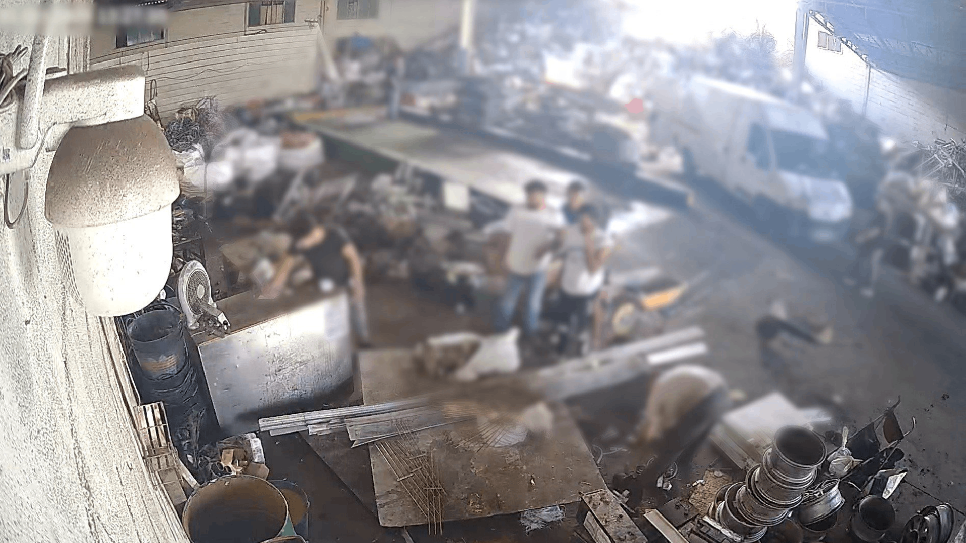 Dos detenidos por robar objetos de valor sentimental entre las tumbas de los cementerios de Córdoba